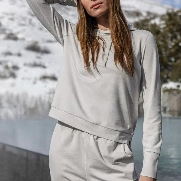 vuori halo hoodie - Picture 6 of 6